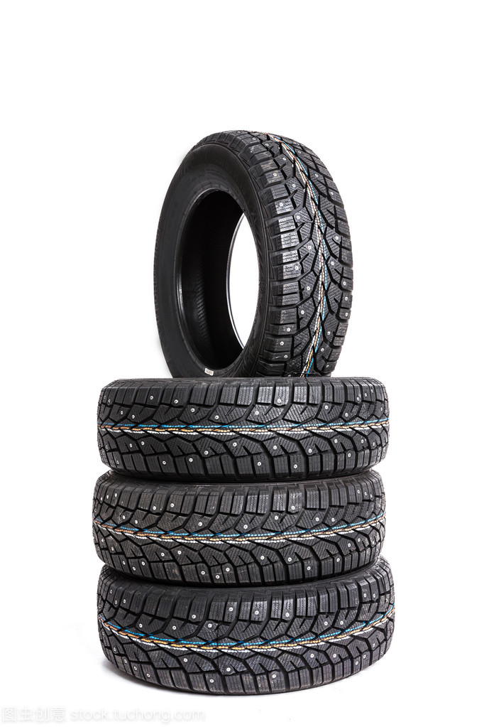 孤立的黑色轮胎 汽车轮胎的演变与重要性
